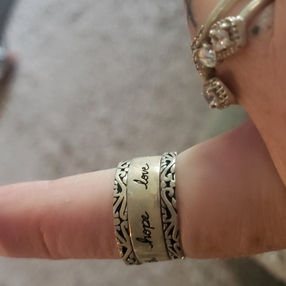 Ring - Picture 3 of 3